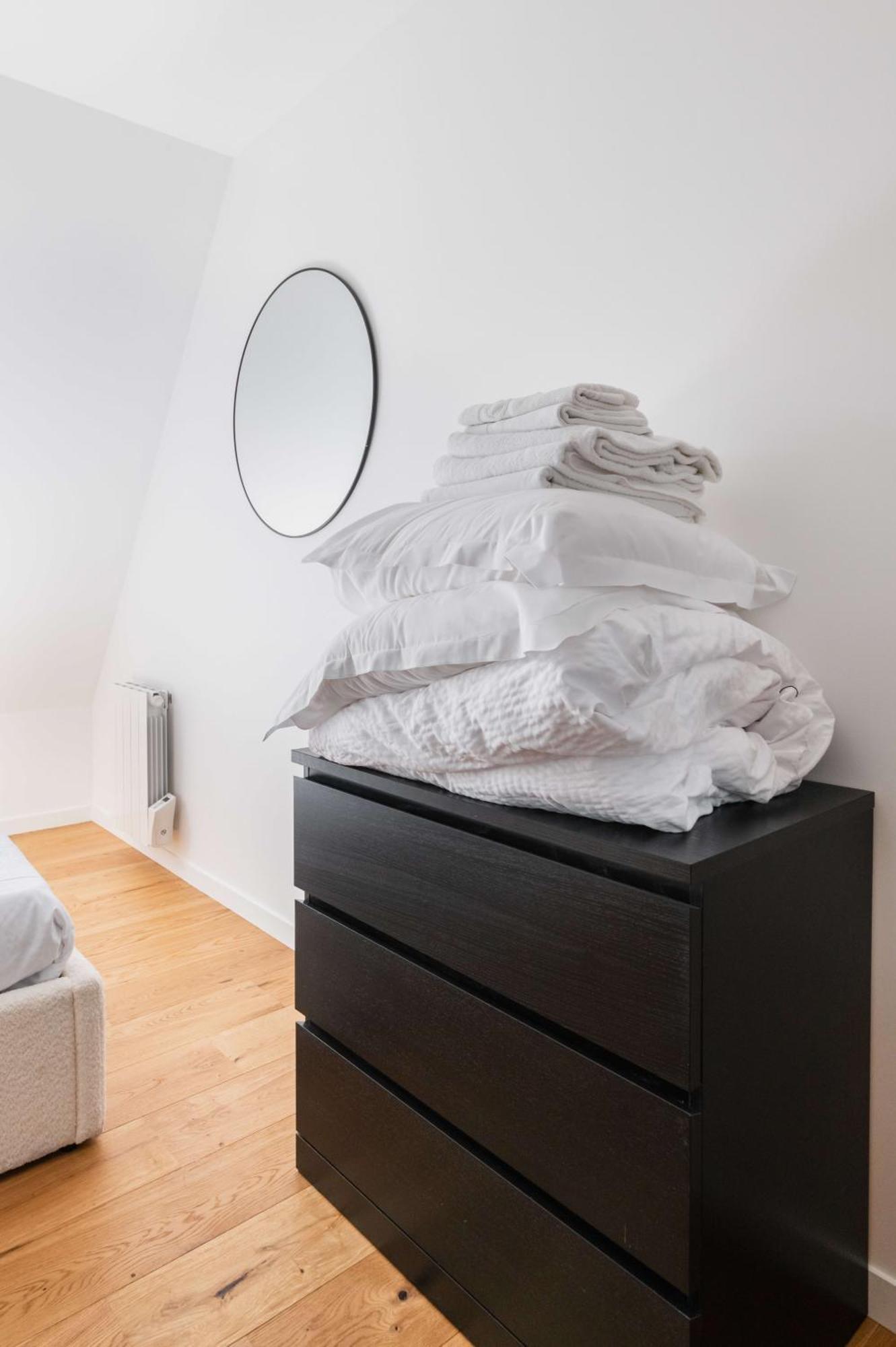 2 Pieces Refait A Neuf Dernier Etage - Paris 19 - 4P - Flat-Guestアパートメント エクステリア 写真