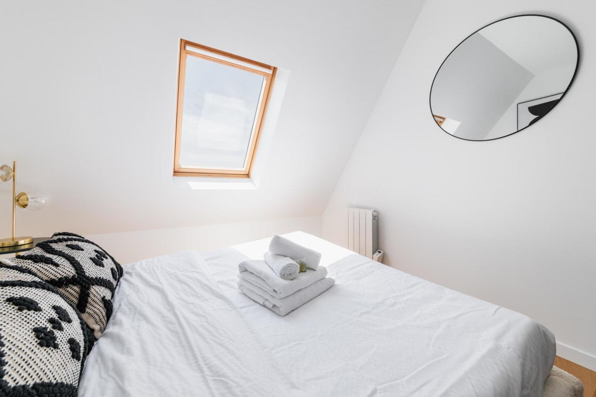 2 Pieces Refait A Neuf Dernier Etage - Paris 19 - 4P - Flat-Guestアパートメント エクステリア 写真