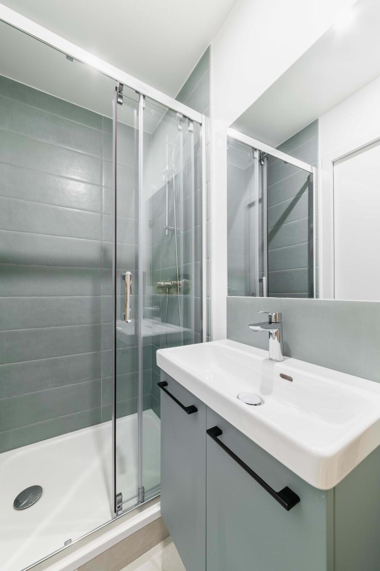 2 Pieces Refait A Neuf Dernier Etage - Paris 19 - 4P - Flat-Guestアパートメント エクステリア 写真